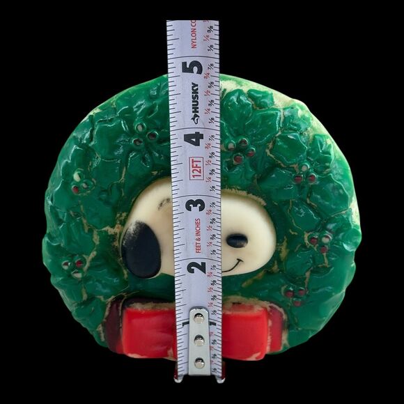 1980s Squeaker Toy Snoopy Christmas Wreath Peanuts Dog Taiwan Rubber Toy Vintage - Picture 2 of 9